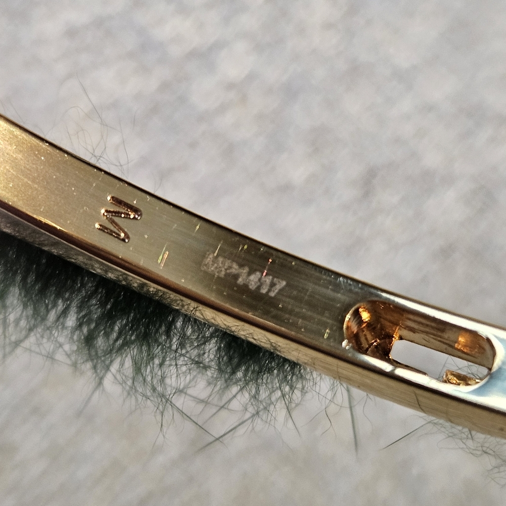 🚫SOLD🚫 Fendi Gold FF Logo Green Mink Bangle Bracelet 💚 - Picture 6 of 7
